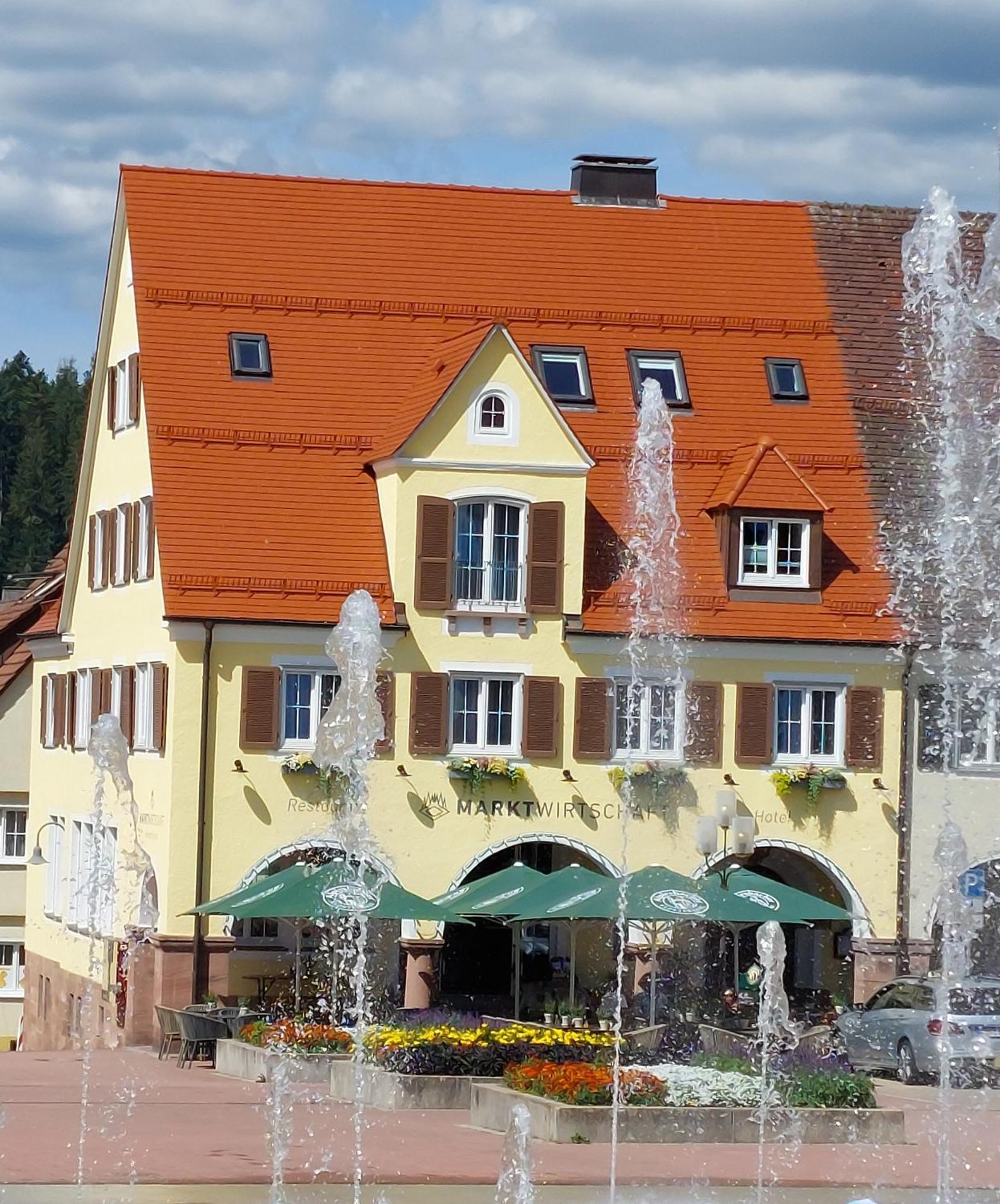 Marktwirtschaft Restaurant & Hotel Freudenstadt Exterior foto